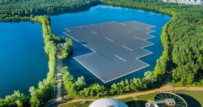 ‘Float-ovoltaics’: Si panelet diellore mbi ujë mund të revolucionarizojnë fuqinë globale